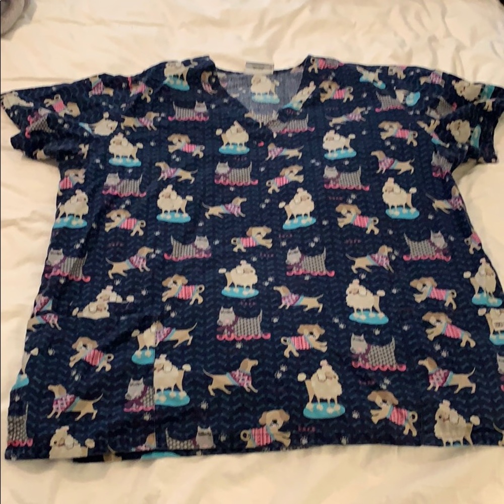 UA Scrubs Scrub top